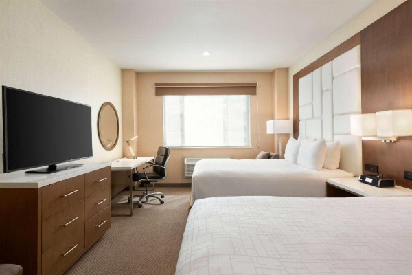 Wyndham Anaheim image 12